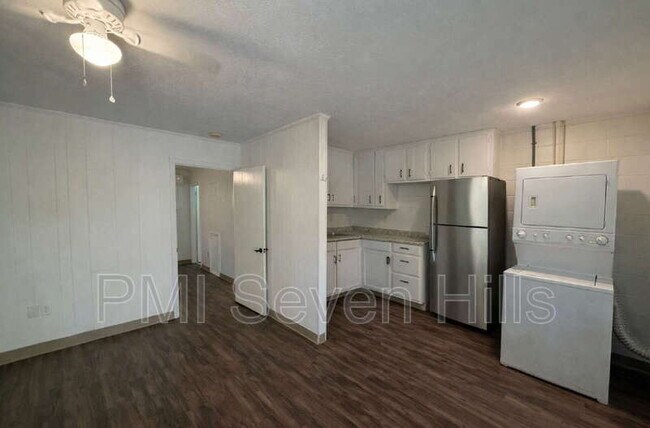 Foto del edificio - 1510 Milton St