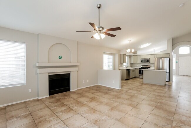 Foto del edificio - 18443 N 31st St