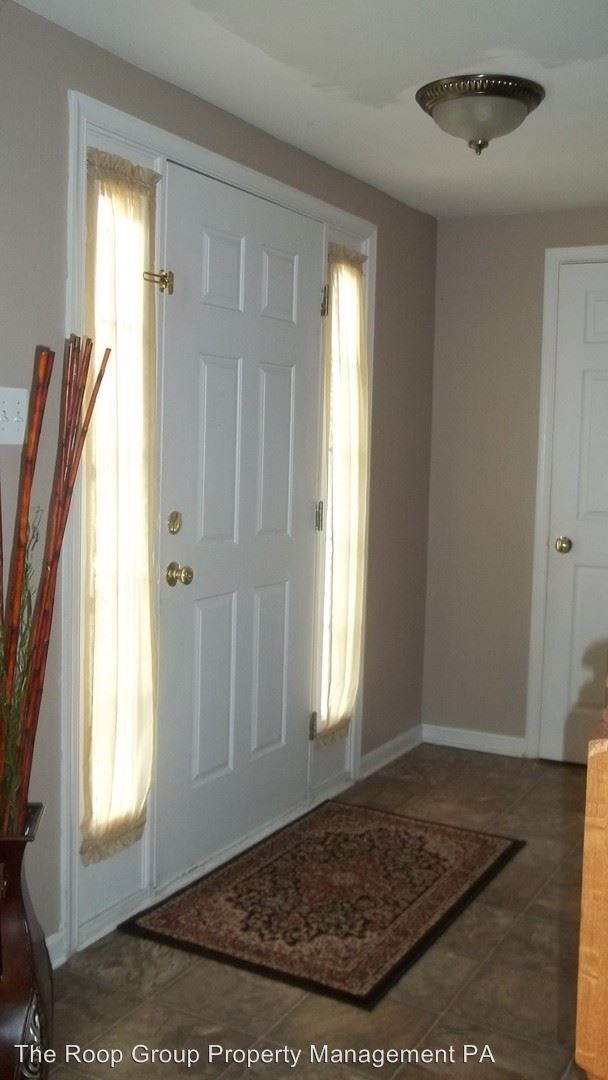 Building Photo - 1511 Anchors Way