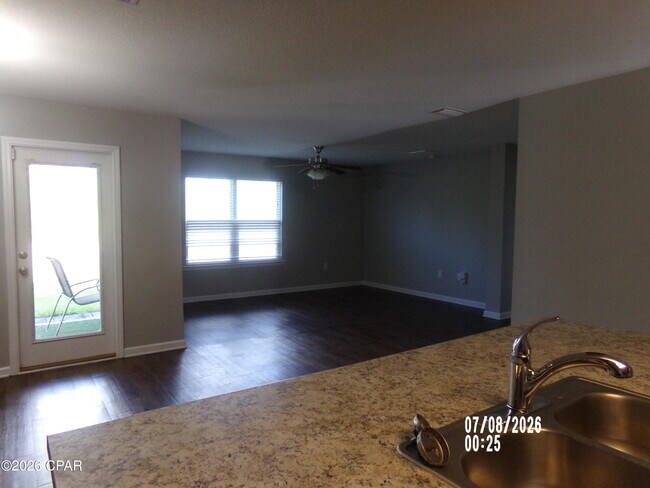 Building Photo - 7150 Riverbrooke St