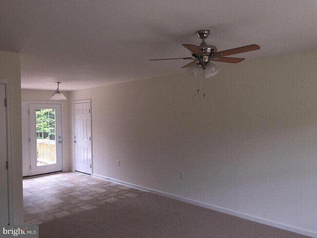 Building Photo - 160 Tabasco Ln