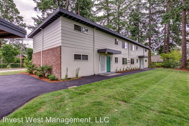 Building Photo - 8901-8907 NE 36th St