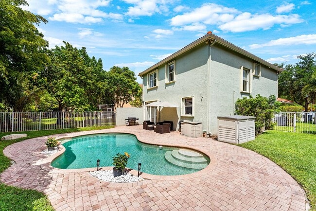 Photo - 681 Garden Cress Trail House