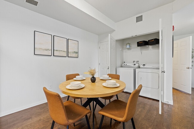 Gateway-ModelApt-6 - Gateway Apartments