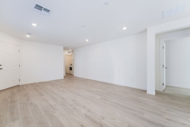 Building Photo - Brand New Build! 3 Bedroom 2 Bathroom Home