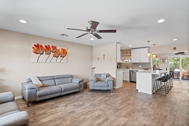 Building Photo - 10314 W Sierra Dawn Dr