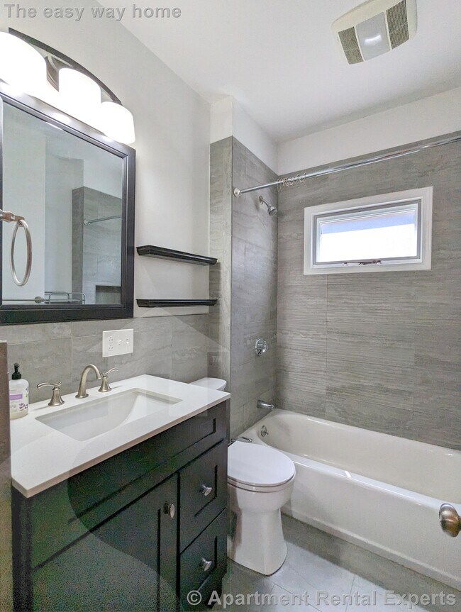 Foto del edificio - 108 W Quincy St