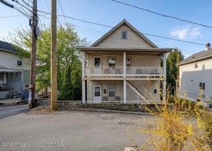 Building Photo - 641 E Elm St