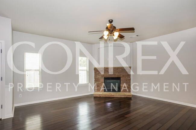 Building Photo - Beautiful 5 Bedroom Home in Aiken