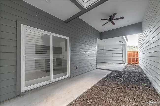 Foto del edificio - 6636 N 4th St