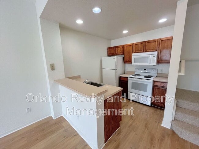 Building Photo - 2606 Lodi Cir