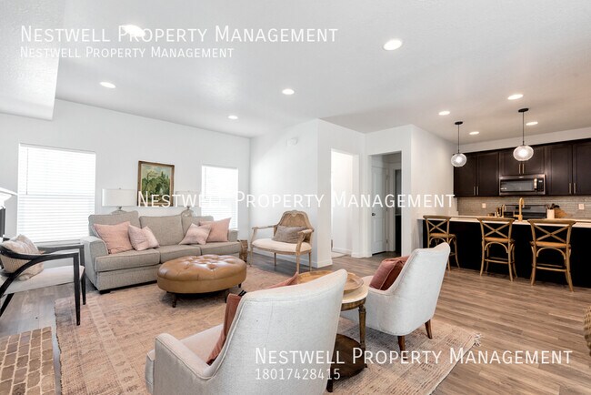 Building Photo - Stunning 4-bed Townhome in Lehi