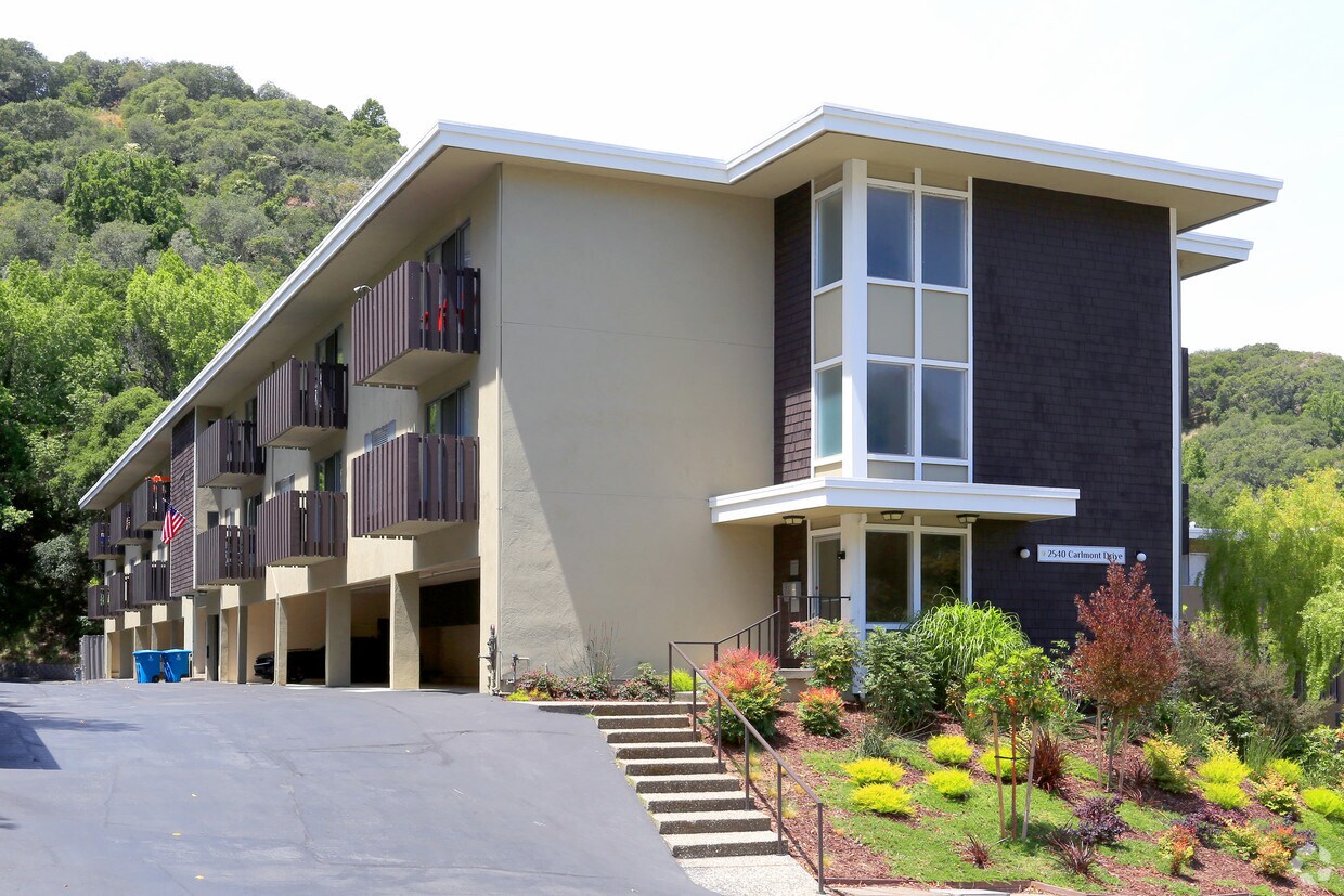 Sofi Belmont Hills Rentals in Belmont at 2515 Carlmont Dr Belmont, CA