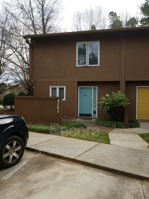 Building Photo - 4201 Sunscape Ln