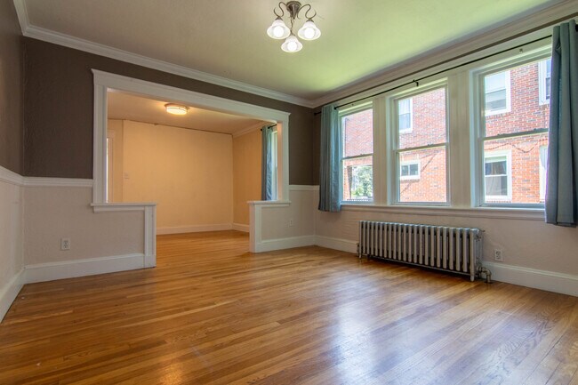 Foto del edificio - 86 Colborne Rd