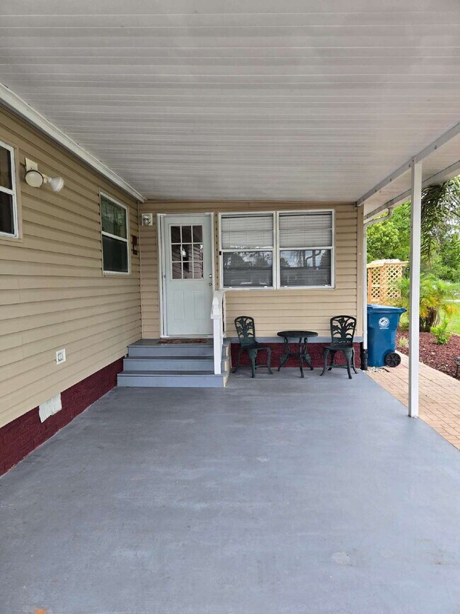 Foto del edificio - "Charming 3-Bed, 2-Bath Mobile Home Retrea...
