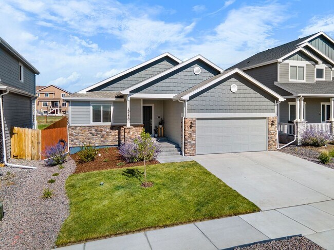 Foto del edificio - 13170 Valley Peak Dr