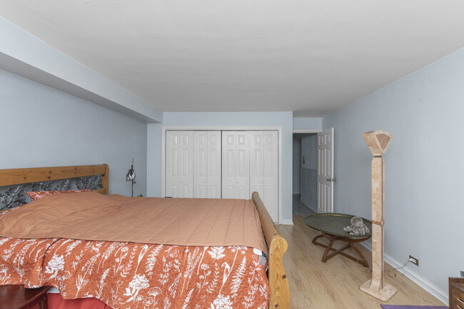 Foto del edificio - 3950 N Lake Shore Dr