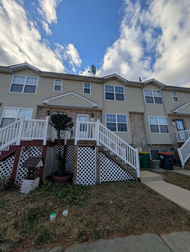 Foto del edificio - 322 Caribou Ln