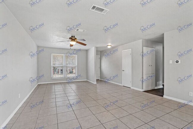Foto del edificio - 1012 Ferndale Ave
