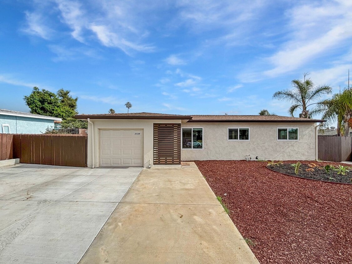 Primary Photo - Charming 3BD/2BA House in Clairemont w/ W/...