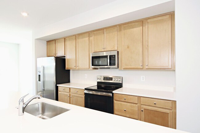 Foto del edificio - Walkable, Dog-Friendly Townhome Near Downtown Crozet