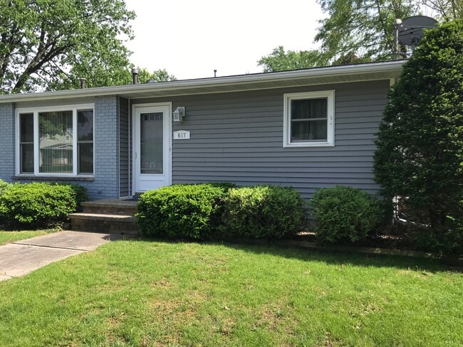 Foto del edificio - 617 Sterling Ave