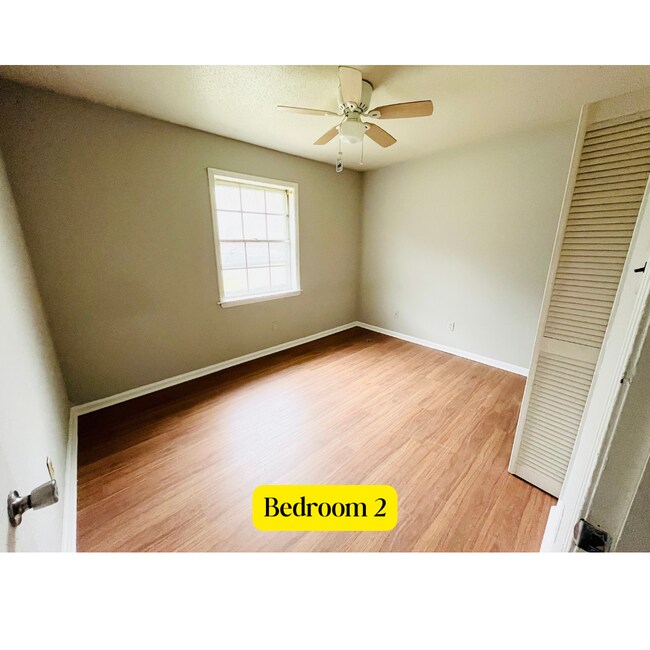 Building Photo - Gull Rd