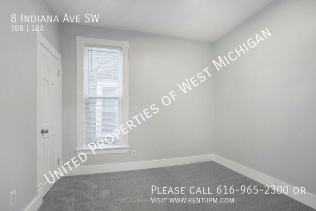 Building Photo - Available Now | Beautiful 3 Bed 1 Bath Sin...