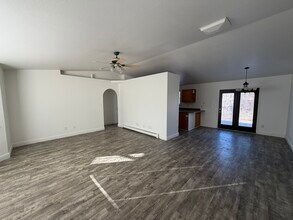 Building Photo - 377 S Redlands Rd