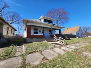Building Photo - 715 S 16th St