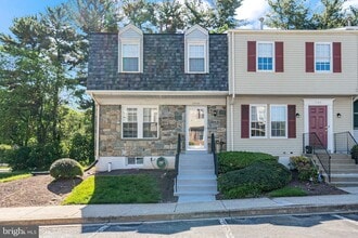 Building Photo - 17515 Sabrina Terrace