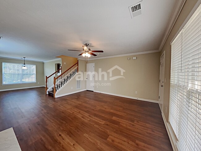 Building Photo - 2344 Hockett Dr