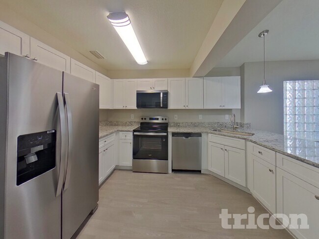 Foto del edificio - 11975 Cornelius St