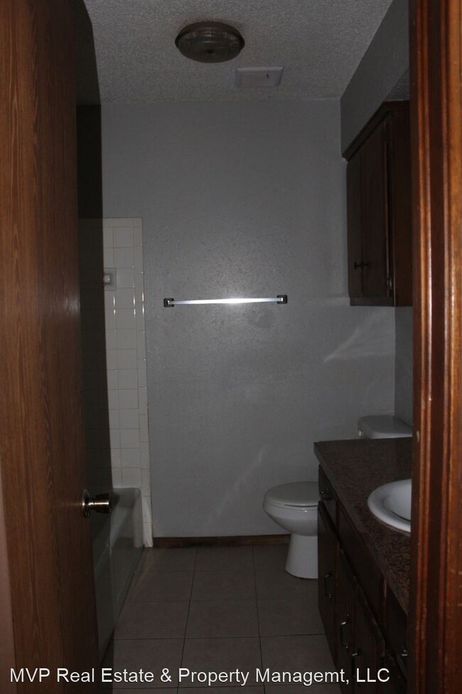 Foto del edificio - 2 br, 1 bath House - 4033 Locust Dr