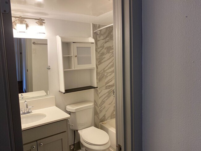 Foto del edificio - Boxtree #208