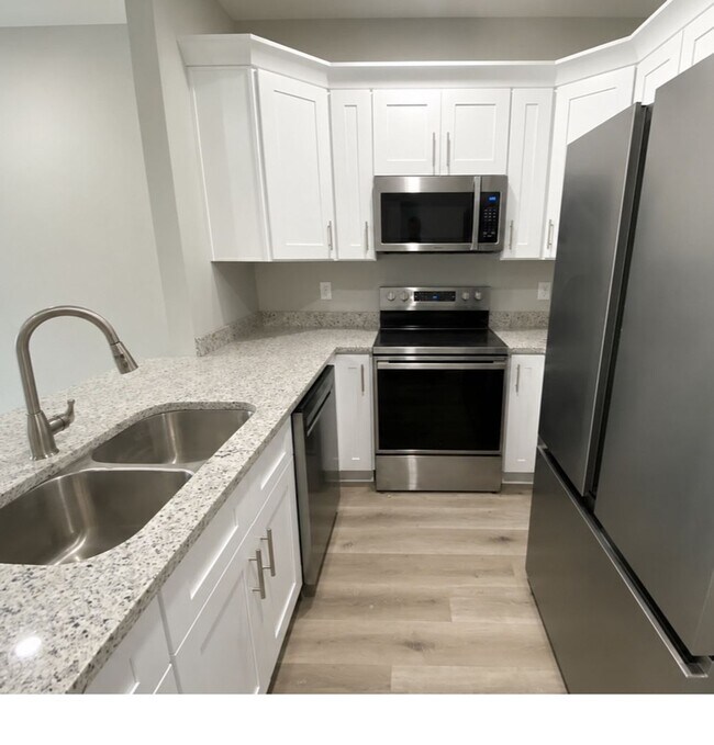 Foto del edificio - 2513 Bratton Street Unit B
