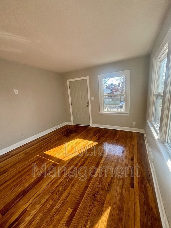 Building Photo - 328 Cecil Ave