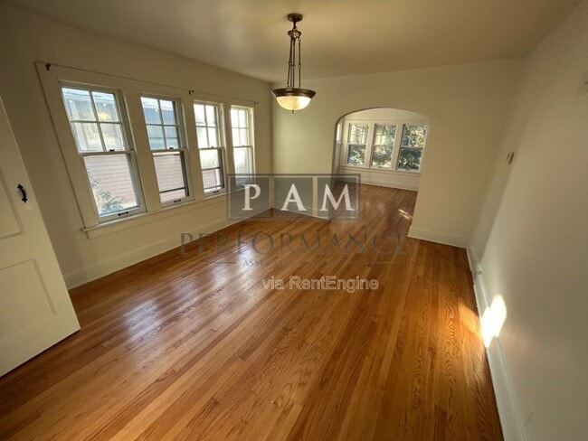 Foto del edificio - 1528 N Hawley Rd