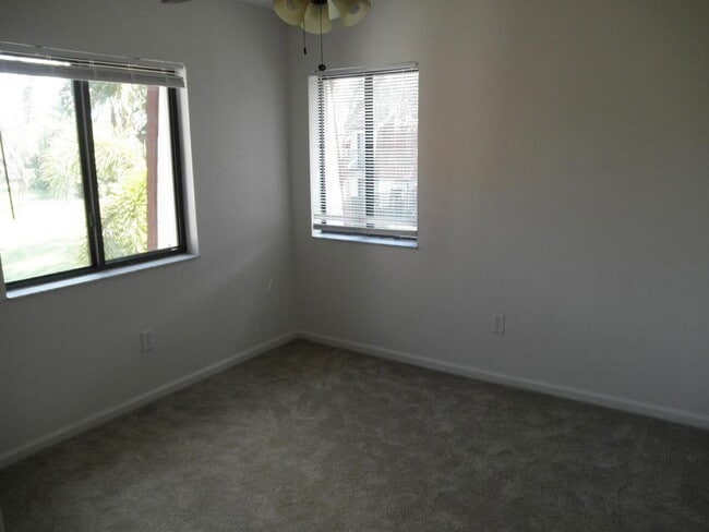 Photo - 2221 White Pine Cir House