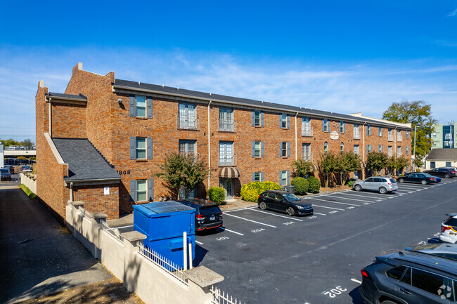 Building Photo - State House Condominiums