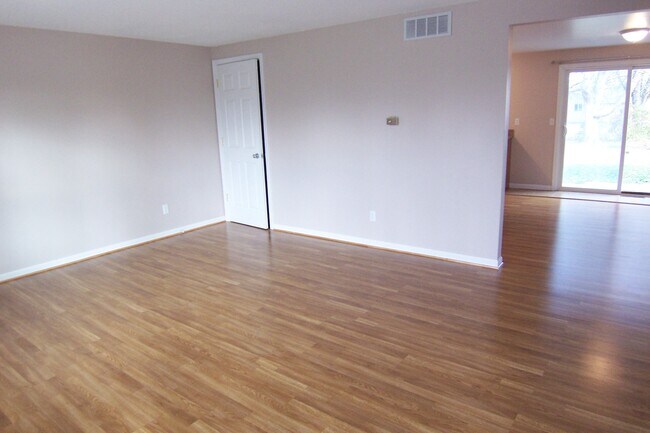 Sala de estar - 4672 baylor ct