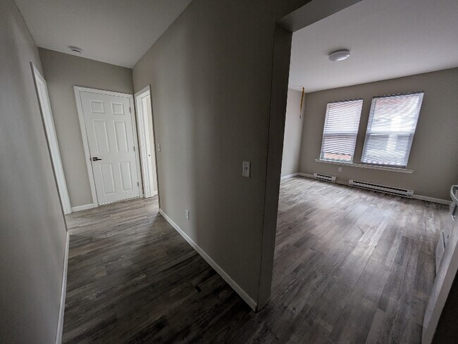 Building Photo - 421 Washington St