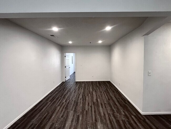 Foto del edificio - 1808-1810 Gold Ave SE
