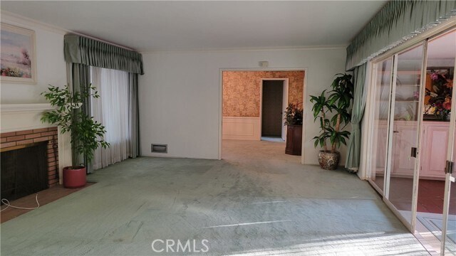 Building Photo - 731 S Santa Anita Ave