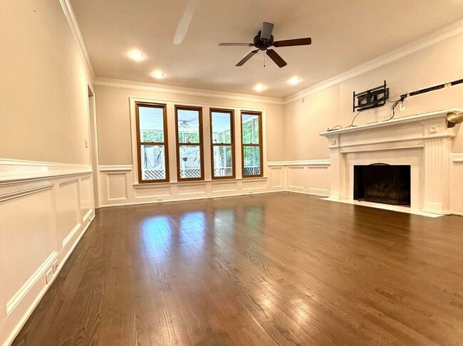 Foto del edificio - 800 Sparkleberry Rd