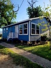 Building Photo - 7608 E Magnolia St