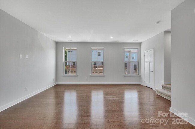 Foto del edificio - 1637 Bark Branch Ln