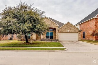 Building Photo - 712 Bur Oak Dr