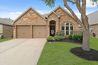Building Photo - 4211 Ponderosa Hills Ln